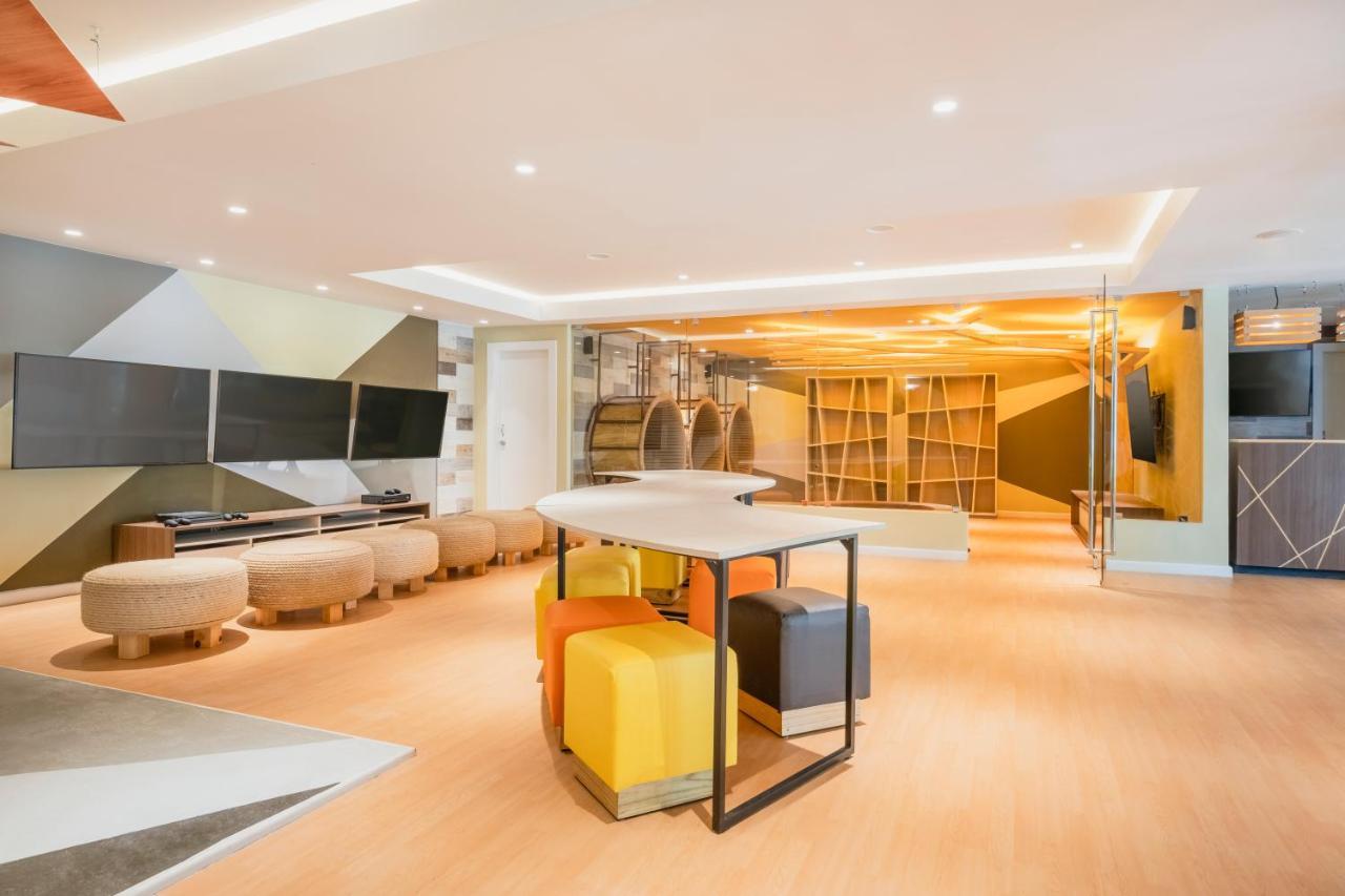 Iberostar Waves Rose Hall Beach Montego Bay Esterno foto