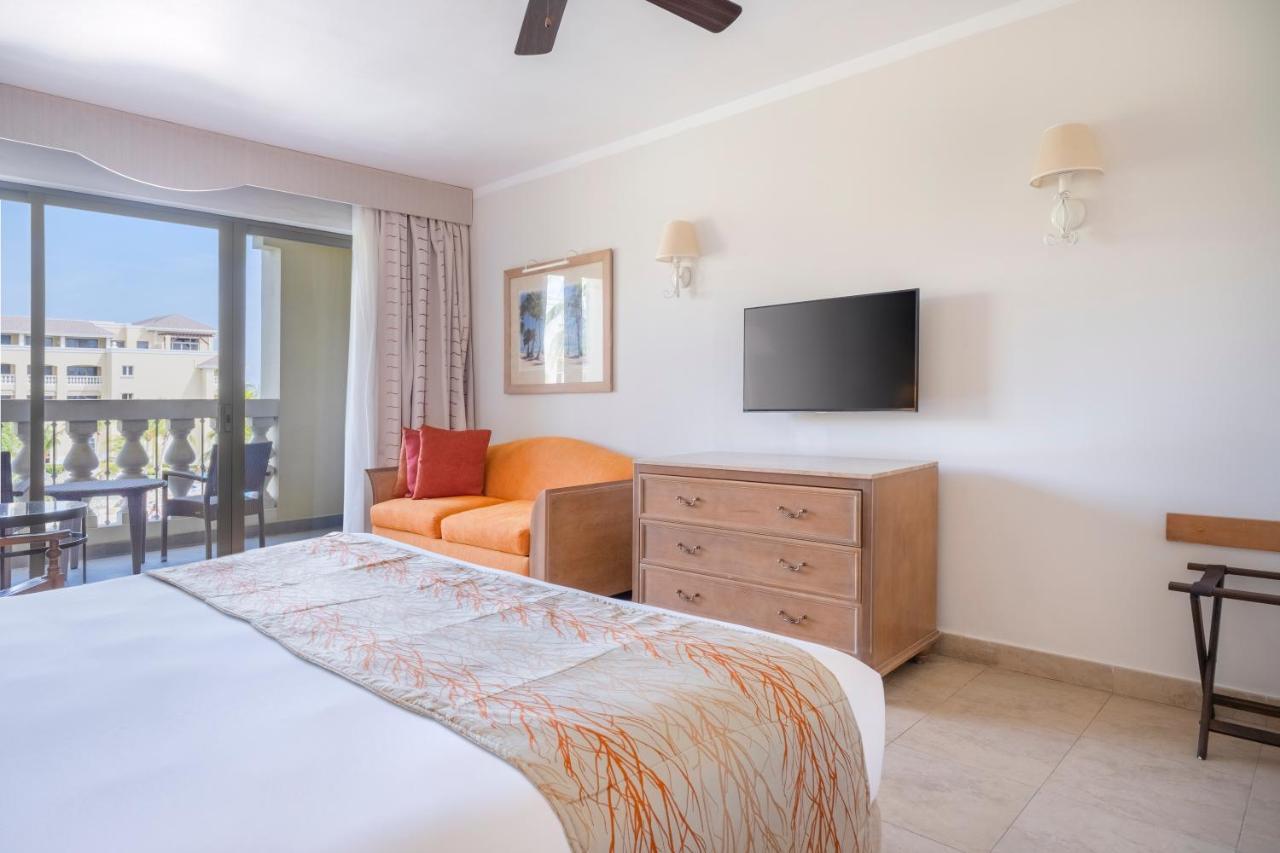 Iberostar Waves Rose Hall Beach Montego Bay Esterno foto