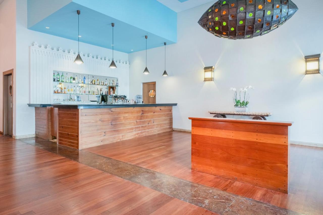Iberostar Waves Rose Hall Beach Montego Bay Esterno foto
