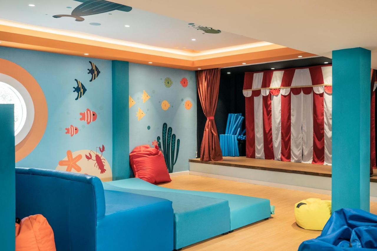 Iberostar Waves Rose Hall Beach Montego Bay Esterno foto