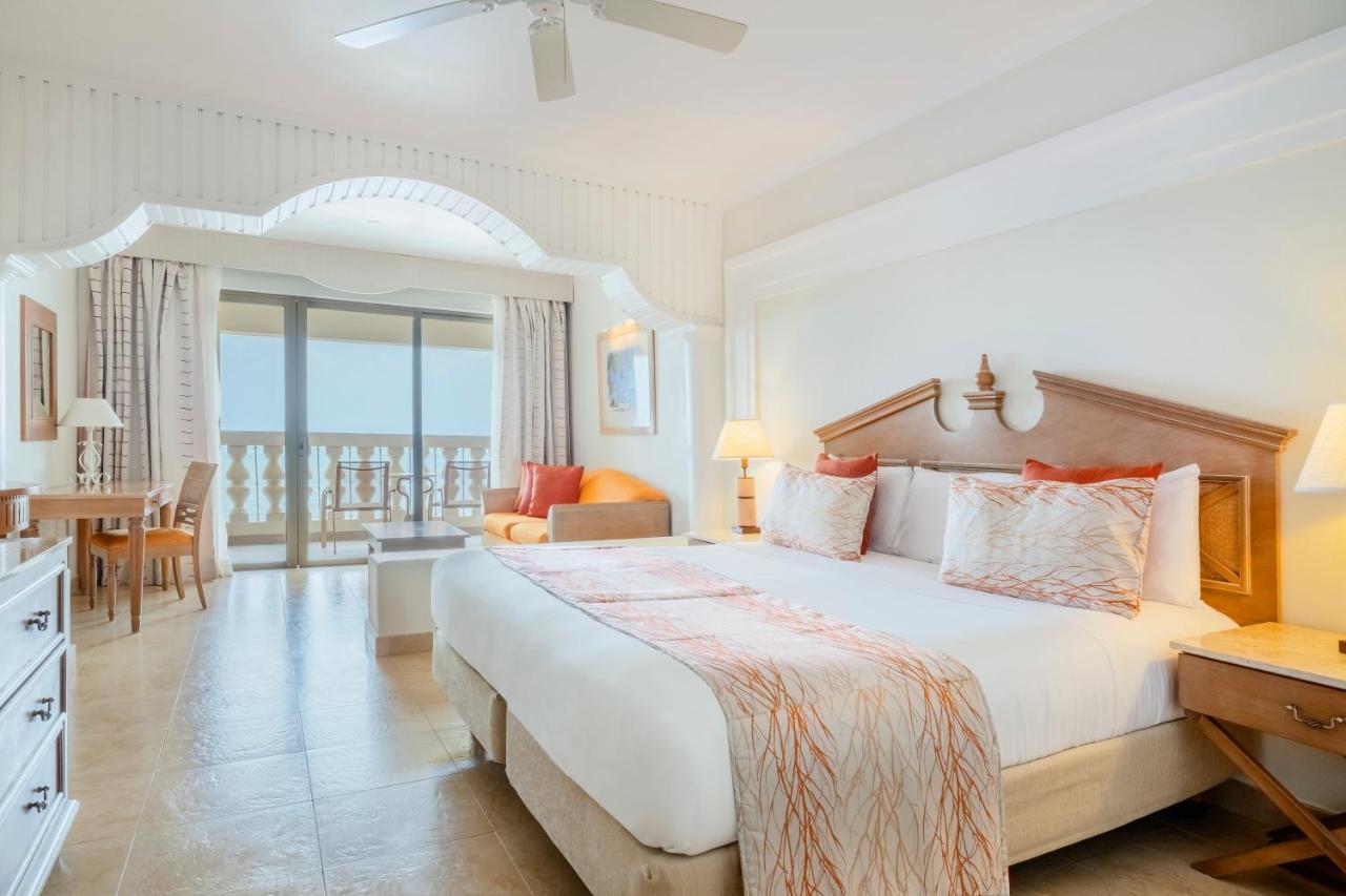 Iberostar Waves Rose Hall Beach Montego Bay Esterno foto