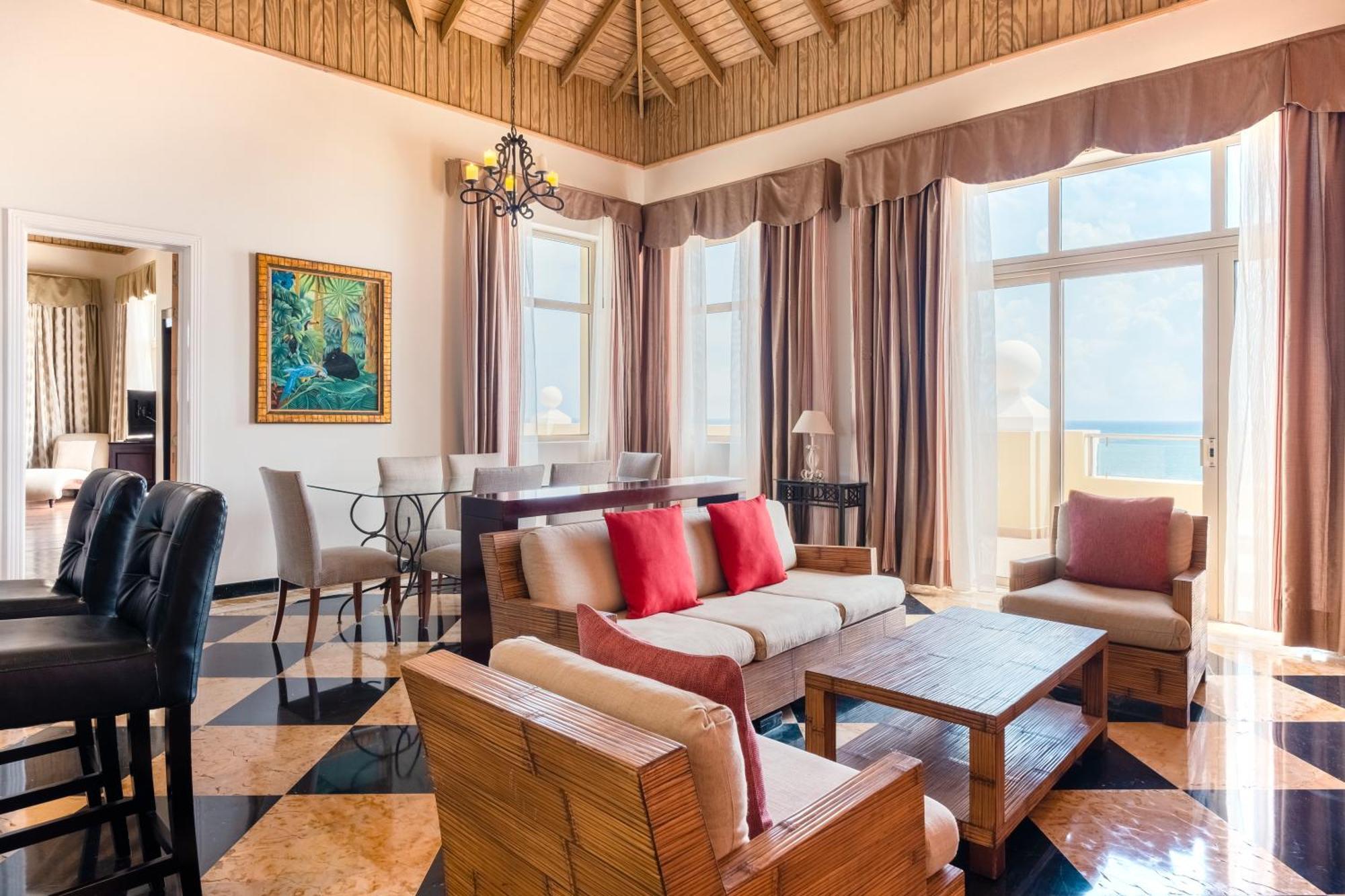 Iberostar Waves Rose Hall Beach Montego Bay Esterno foto