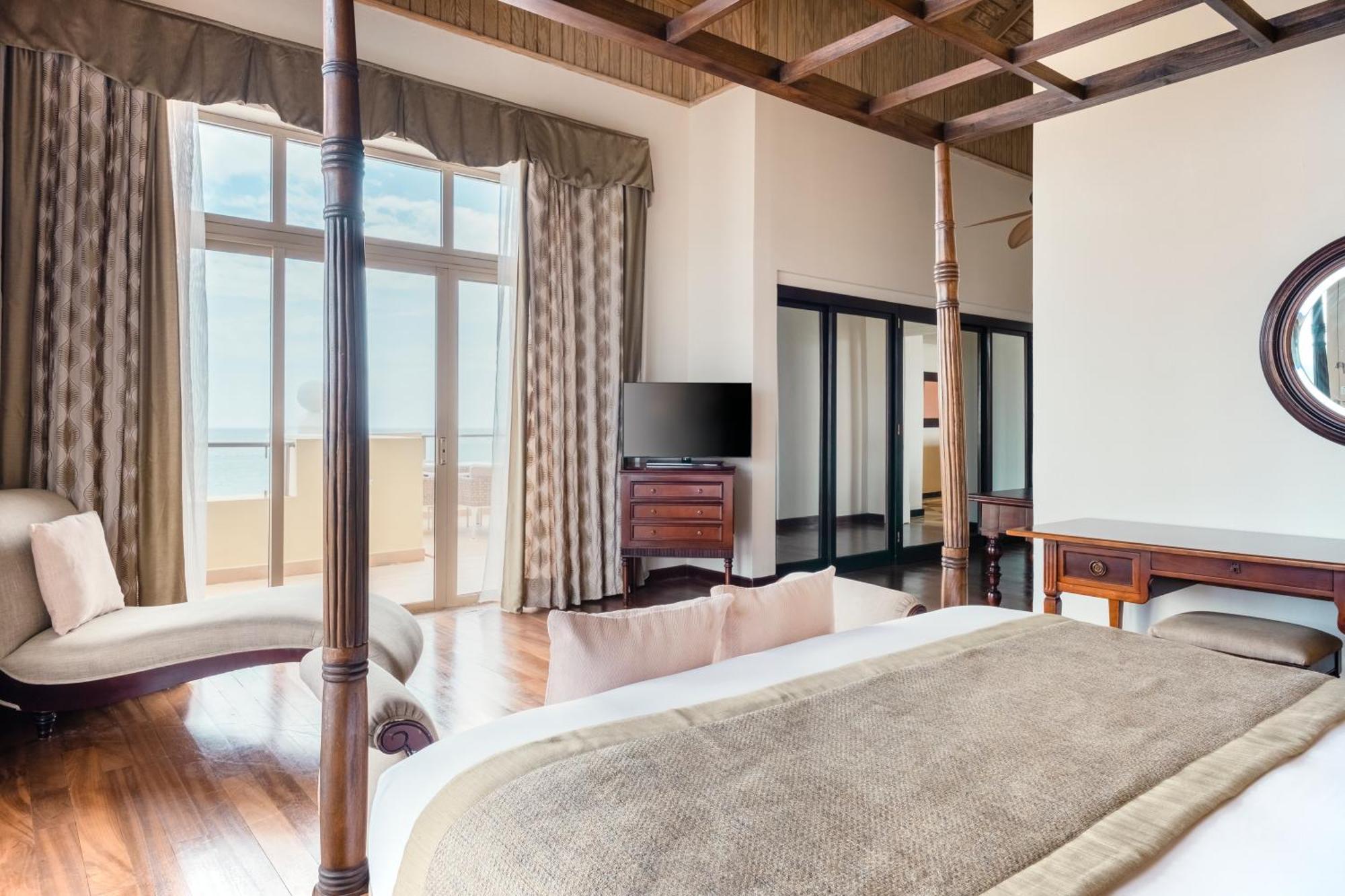 Iberostar Waves Rose Hall Beach Montego Bay Esterno foto